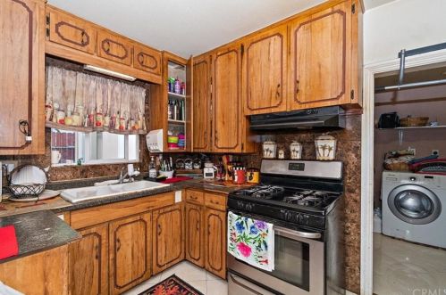 4389 Avon St, Riverside CA  92509-3108 exterior