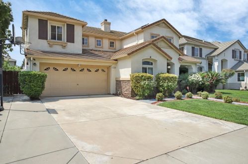 754 Heartland Dr, Manteca, CA 95337-8970