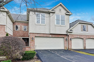 1205 Ashbrook Ct, Oak Brook, IL 60561-5528