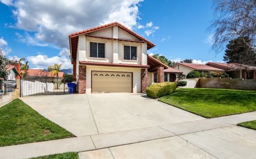 13525 Beverly Ct, Yucaipa, CA 92399-5247