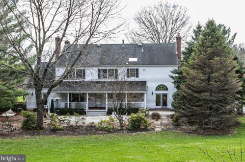 1 Tomlyn Dr, Princeton NJ  08540-4316 exterior