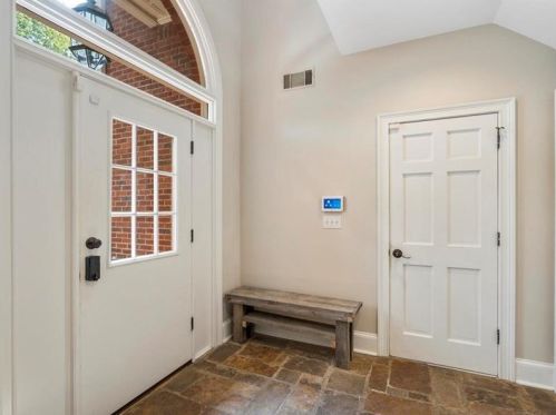 1892 Harper Rd, Atlanta GA  30318-3070 exterior