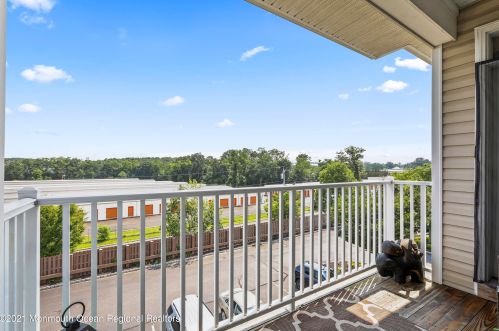 631 Ml Pond Way, Tinton Falls NJ 07724-2478 exterior