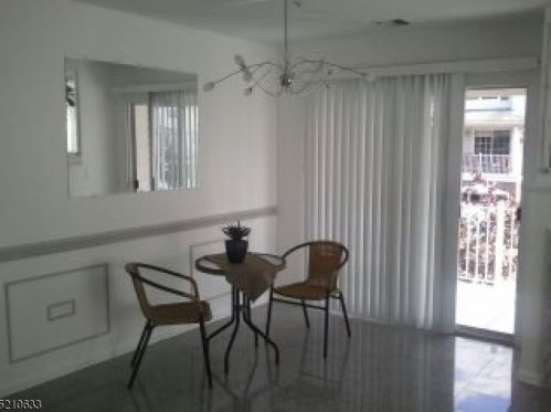 1101 Worthington Ct, Parsippany, NJ 07834-3440