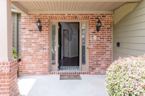 4347 Gateview Dr, Loganville, GA 30052-5910