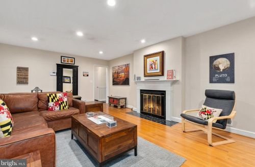 322 Northwest Dr, Silver Spring MD 20901-1431 exterior