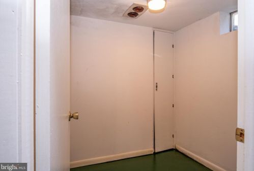 901 Enola Rd, Carlisle PA 17015-9548 exterior