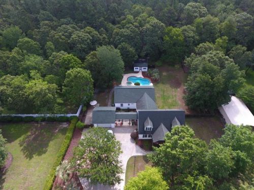 128 Brittany Ln, Bonneau, SC 29431-8731