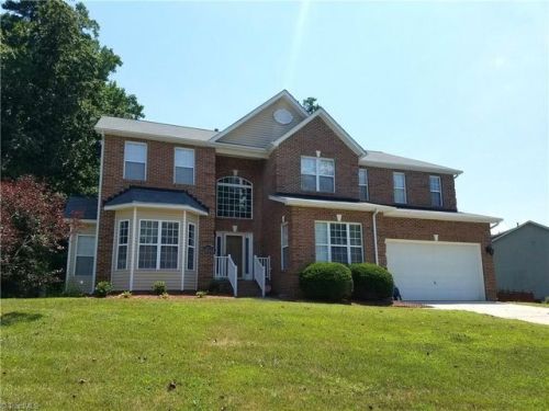 2205 Cabin Ct, Greensboro, NC 27406-8575