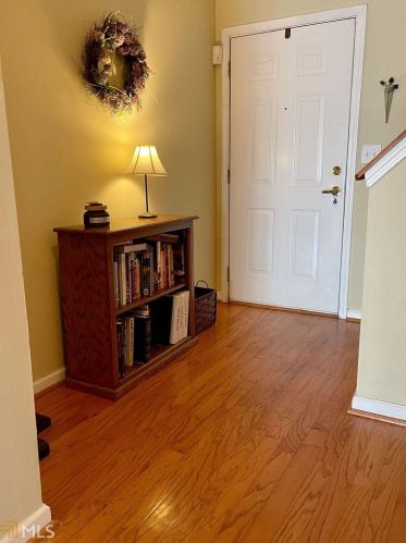 206 Spg Hts Ln, Smyrna GA  30080-3792 exterior