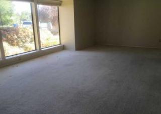 435 Richmond Ave, Fresno, CA 93720-2085
