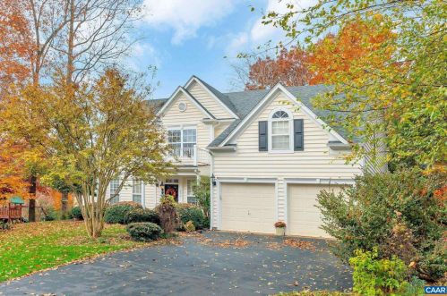 832 King William Dr, Charlottesville, VA 22901-0619