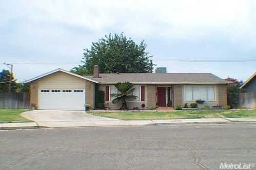 2801 Case Way, Turlock, CA 95382-1207