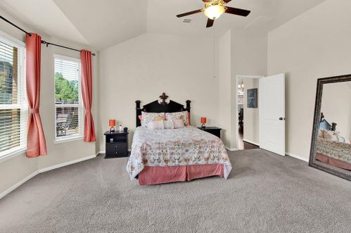 2710 Lisbon Meadows Dr, Conroe TX  77304-4564 exterior