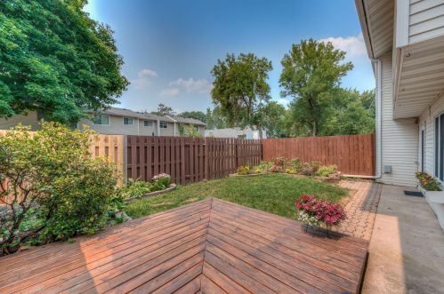 7870 Dunmore Rd, Saint Paul MN  55125-1612 exterior