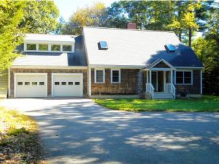 94 Beaver Rd, Barrington, NH 03884-6608