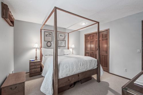 7677 128th St, Saint Paul MN  55124-9767 exterior