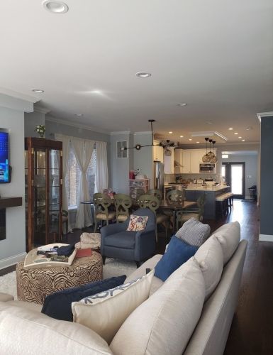 5008 Warwick Ave, Chicago, IL 60641-3417