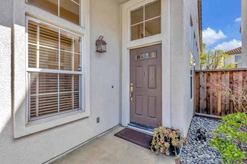 348 Daisy Dr, San Jose, CA 95123-4437