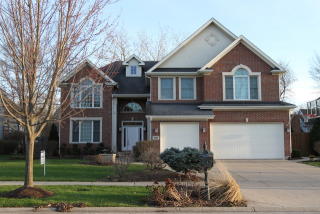 881 Willow St, Palatine, IL 60067-0921