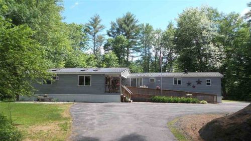 34 Oak Ridge Dr, Chichester, NH 03234-4412