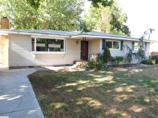 504 28th Ave, Kennewick, WA 99337-7907