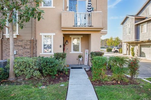8 Chadron Cir, San Juan Capistrano, CA 92694-0617