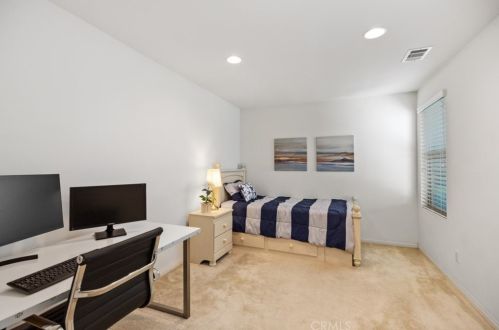 38 Latitude, Irvine CA  92618-8821 exterior