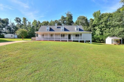 188 Summit Dr, Carnesville, GA 30521-3966