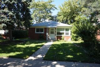 2229 Madison Pl, Evanston, IL 60202-1927