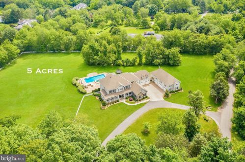 637 Innsbruck Ave, Great Falls, VA 22066-2630