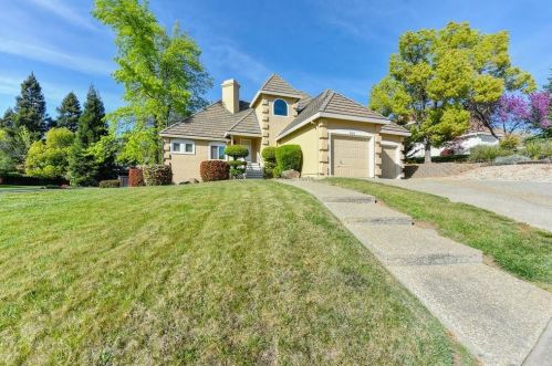 101 Pradera Ct, Folsom, CA 95630-4932