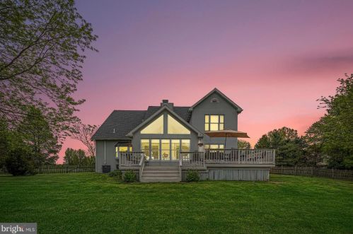 10 Wistars Mill Ln, Pilesgrove, NJ 08098-9375