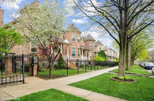5424 Ellis Ave, Chicago IL  60615-5008 exterior