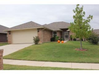 1100 Falco Concolor Dr, Norman, OK 73072-8406