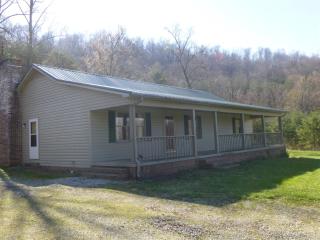 3660 Pines Rd, Greeneville, TN 37745-2950
