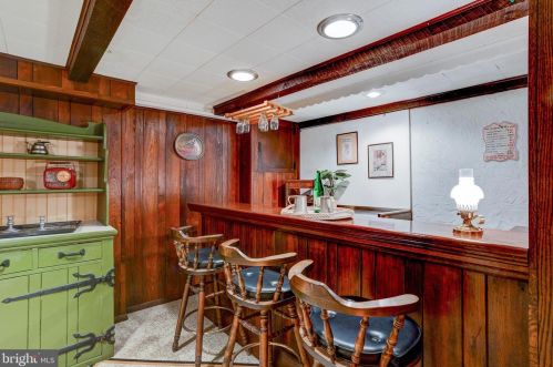 2113 Lyndell Dr, Lancaster PA  17601-5728 exterior