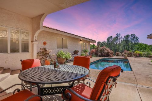 3241 Campbell Cir, Rescue, CA 95672-9470