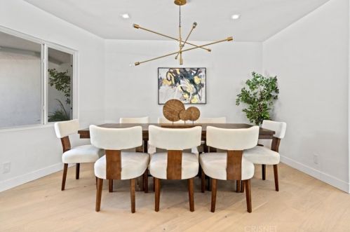 3701 Royal Woods Dr, Van Nuys CA  91403-4217 exterior