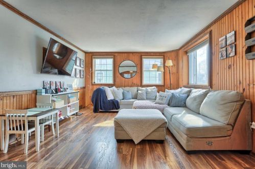 215 Cavalry Rd, Carlisle PA  17013-1606 exterior