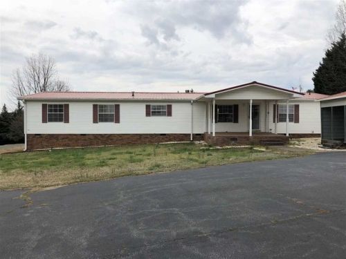 1219 Blackstock Rd, Landrum SC  29356-9044 exterior