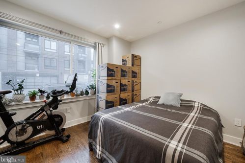 1225 5 St, Philadelphia PA 19122-5234 exterior