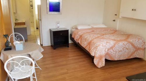 1712 Fern St, Honolulu HI  96826-3701 exterior