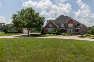 1730 Twelve Oaks Ln, Murfreesboro, TN 37127-7613