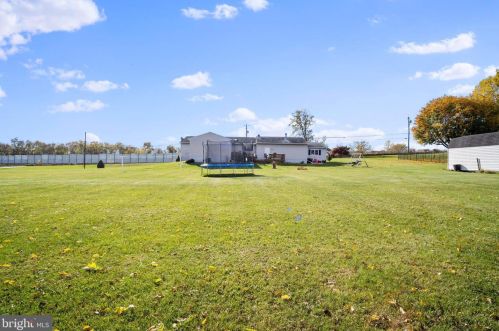 231 Alters Rd, Carlisle PA 17015-8969 exterior