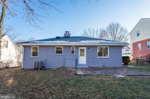 2413 Dexter Ave, Silver Spring MD 20902-4923 exterior