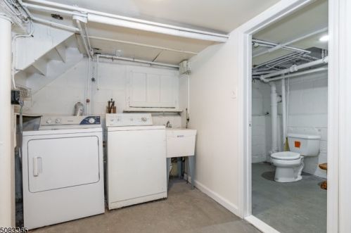 122 Midland Blvd, Maplewood NJ 07040-1809 exterior