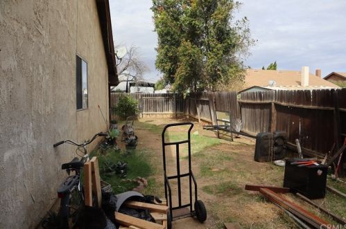 10741 Collett Ave, Riverside CA  92505-2943 exterior