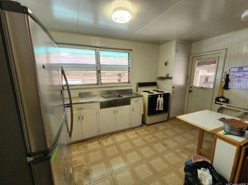 2526 Gardenia St, Honolulu HI  96816-3502 exterior