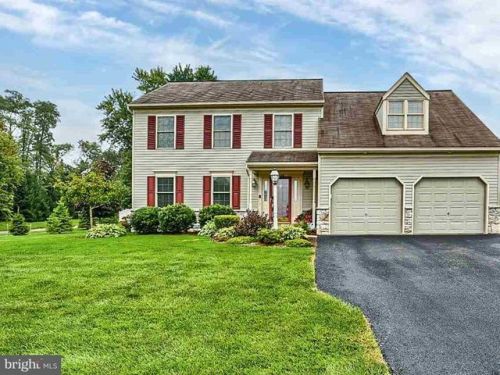 4298 Britain Dr, York, PA 17402-7214